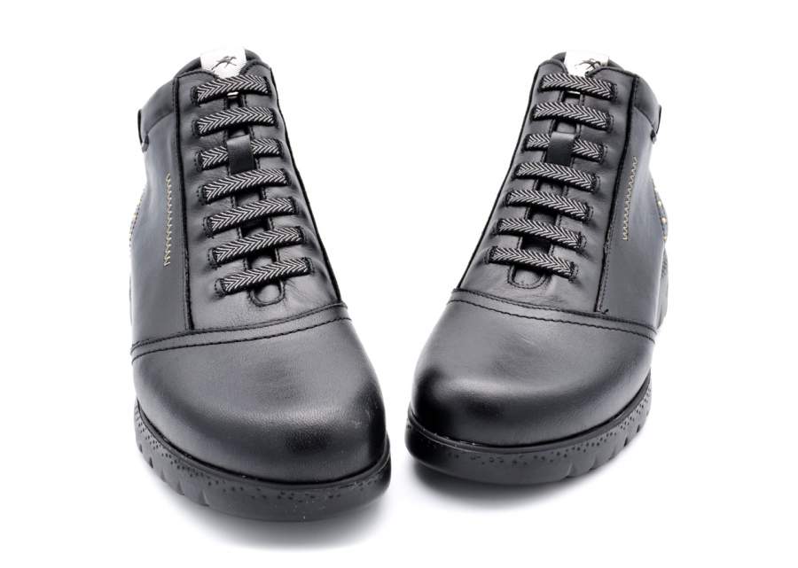 Zwarte Fluchos F2246 enkellaarsjes met elastische veters