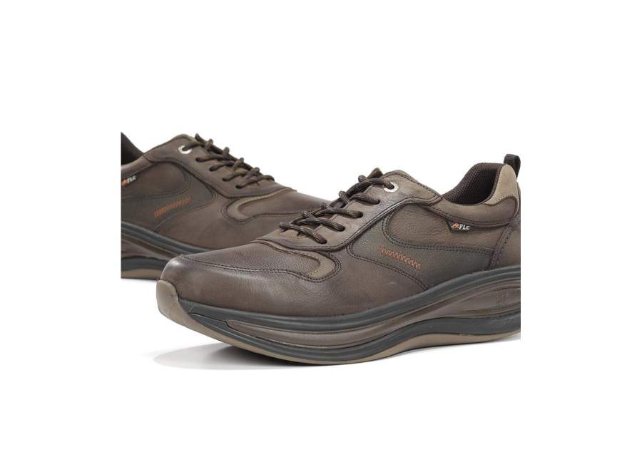 Scarpa stringata marrone Fluchos F2567