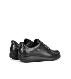 Fluchos F2335 black sport shoe with elastic laces
